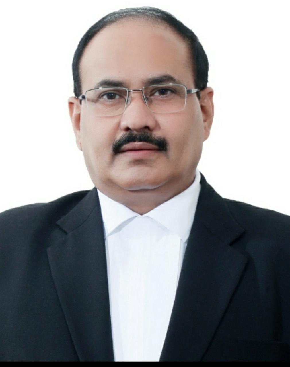 Dr Vijender Singh Ahlawat - Ex Chairman Bar Council Punjab & Haryana Chandigarh